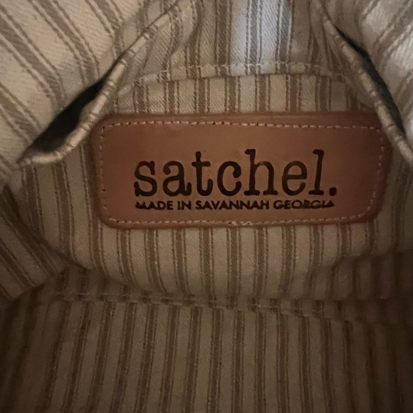 satchel made in Savannah, Georgia
Tan Leather Shoulder Bag - Picture 3 of 7